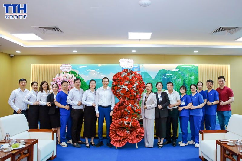 đoàn 1 CHÚC MỪNG NGÀY THẦY THUỐC VIỆT NAM 27/2