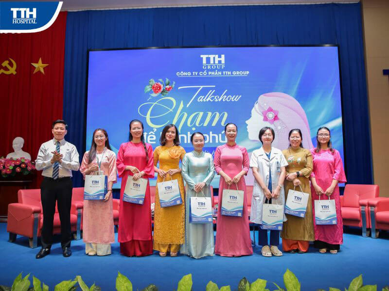 ngày tôn vinh vẻ đẹp, trí tuệ và bản lĩnh của người phụ nữ Việt Nam