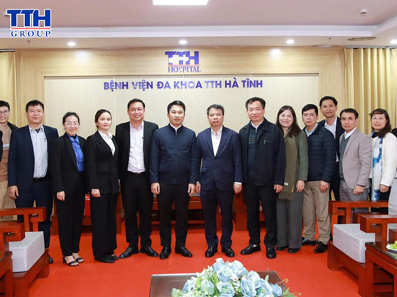 Tư duy chính trị – Hành động chuyên môn – Khát vọng phát triển