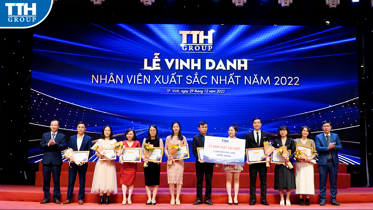 ĐÊM GALA DINNER KỈ NIỆM 20 NĂM THÀNH LẬP TẬP ĐOÀN TTH GROUP