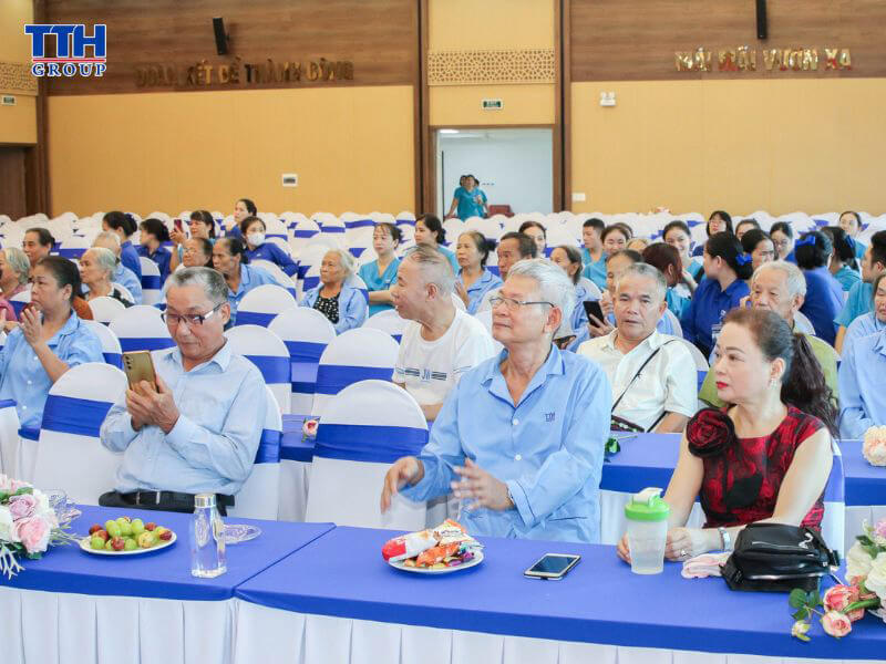 Bệnh viện YHCT Nguyên Phúc tổ chức sân chơi văn nghệ - thể thao