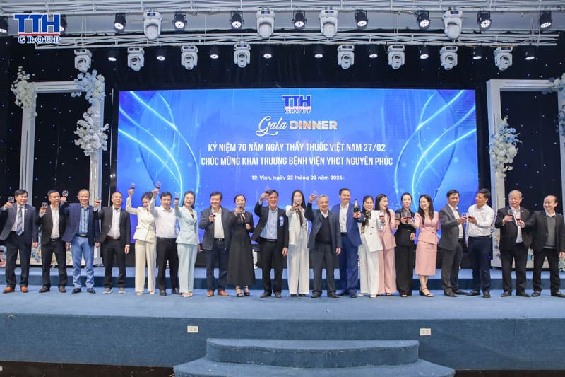 GALA DINNER KỶ NIỆM 70 NĂM NGÀY THẦY THUỐC VIỆT NAM